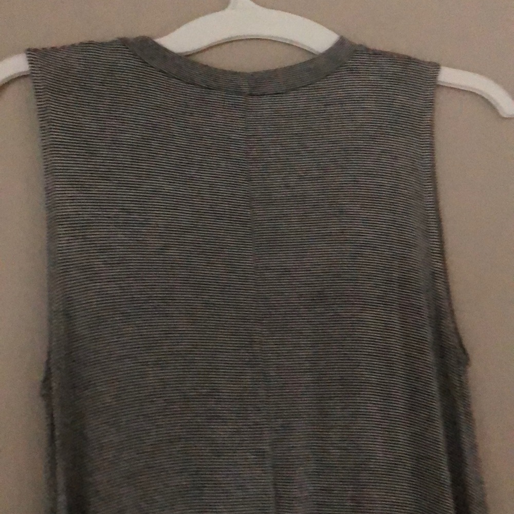 Elan Gray Swing Dress with pockets! - Picture 3 of 5